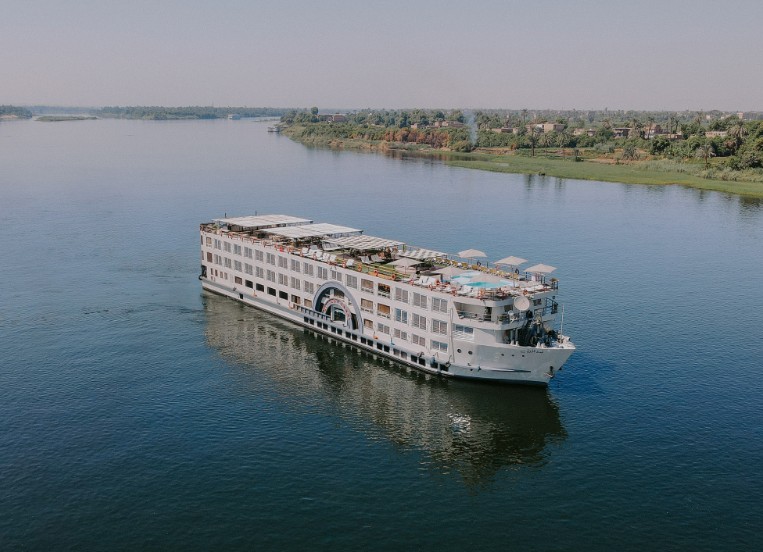 M/S Lady Carol (Deluxe Cruise)